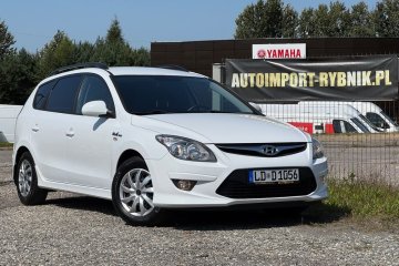 Hyundai i30 i30cw 1.6 blue Style